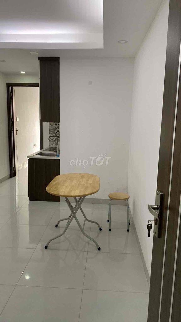 căn hộ ccmn 35m gồm 1 ngủ 1 khách và bếp 1 vệ sinh ban công sáng phố