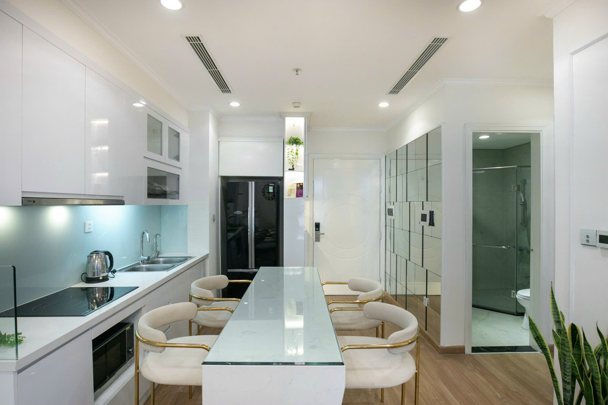 Chính chủ bán căn hộ chung cư Prat 10, Times City, Minh Khai, Vĩnh Tuy, Hai Bà Trưng, Hà Nội.