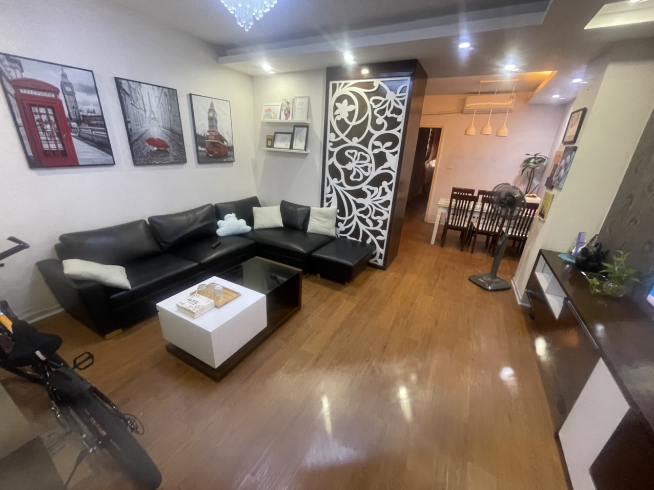 Chính chủ bán căn hộ chung cư tại toà 17-2, Khu đô thị Sài Đồng DT 78m2 LH 0902151616