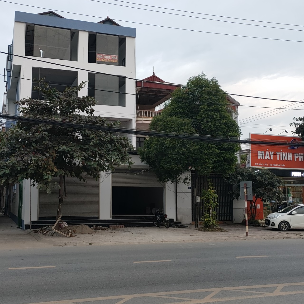 Chính chủ cho thuê nhà tại QL3 Thị Trấn Sóc Sơn, Hà Nội DT 200m2x4 tầng Giá 70tr/th LH 0941983989