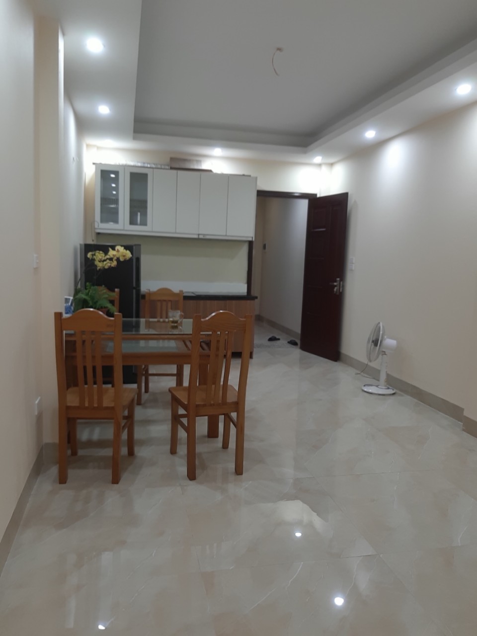 Chính chủ cho thuê sàn60m 1 khách1 ngủ tại ngõ120 Yên lãng