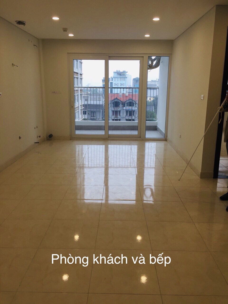 Cho thuê chung cư Ban Cơ Yếu, Lê Văn Lương, Khuất Duy Tiến 2 PN, 2VS 7,5 tr/th, nhà mới 100%