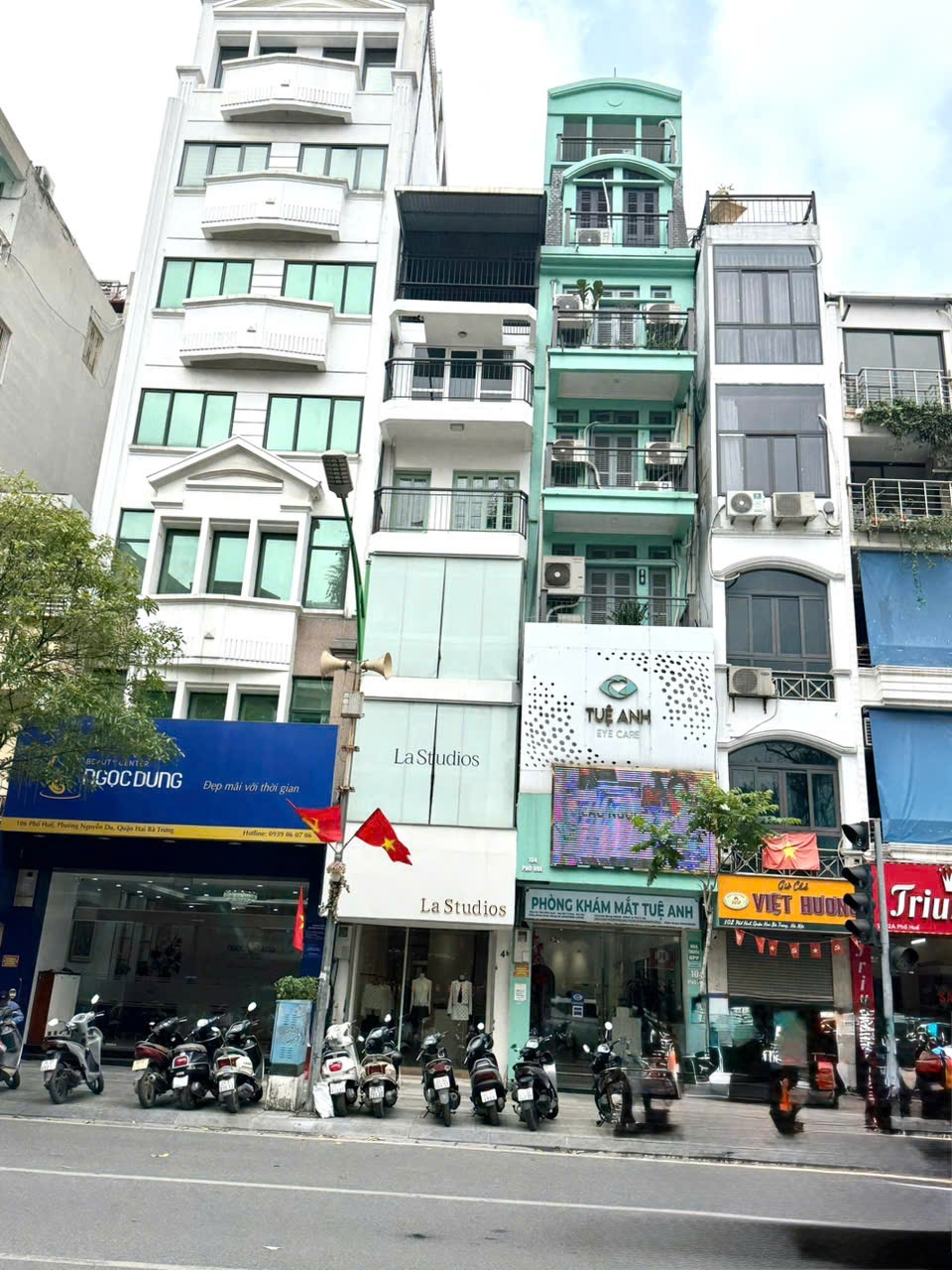 CHO THUÊ NHÀ MẶT PHỐ HUẾ – ĐỐI DIỆN CHỢ HÔM – KINH DOANH ĐỈNH CAO