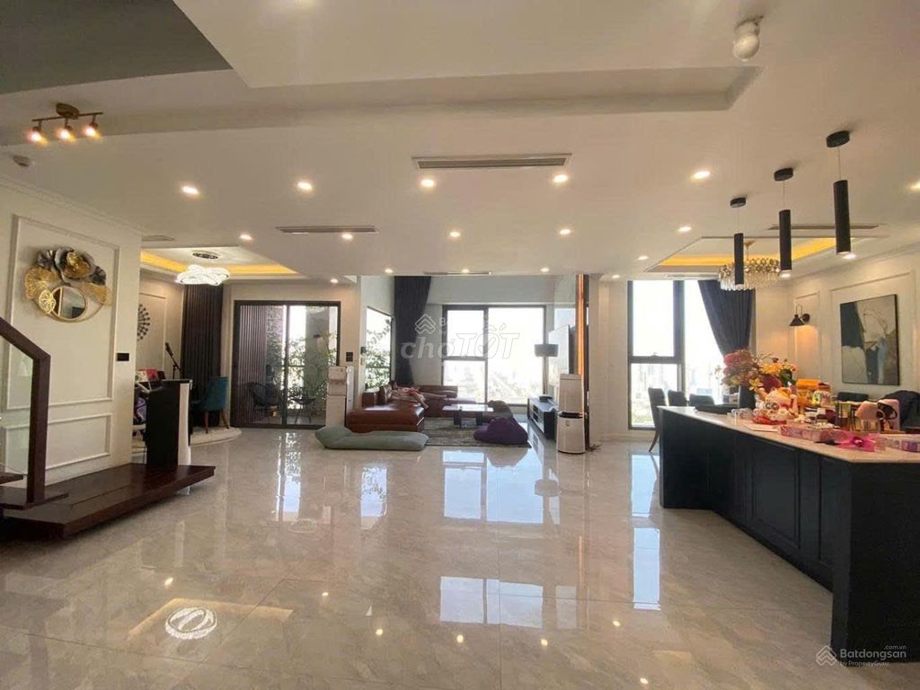 Mipec Tây Sơn - SIÊU HIẾM – View ĐỈNH – Full nội thất – Giá 9,7 tỷ