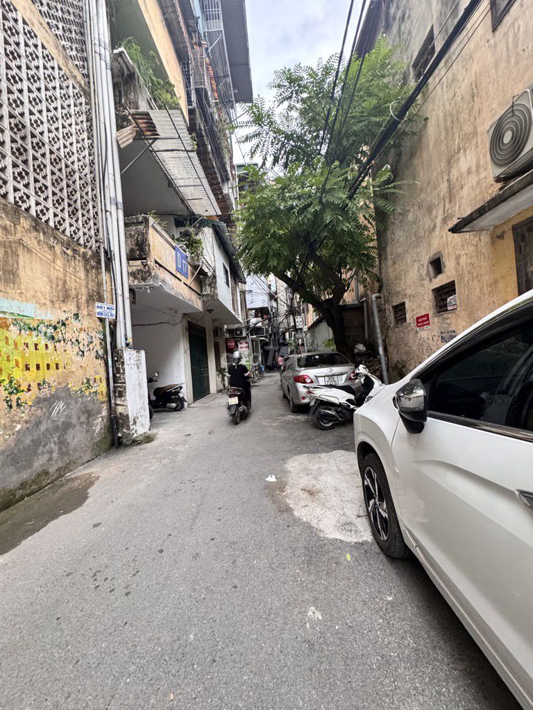NHÀ ĐẸP FULL NỘI THẤT Ở LUÔN-THIẾT KẾ HIỆN ĐẠI-TIỆN ÍCH ĐỈNH-THOÁNG SÁNG NGẬP TRÀN