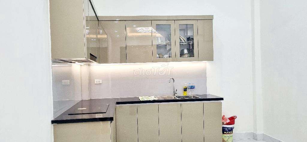 NHÀ MỚI cách phố Trần Khát Chân 10m nội thất VIP DT42m*5T chỉ 6,8 tỷ