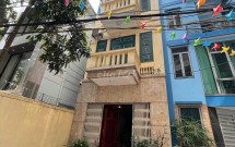 Bán căn nhà diện tích sử dụng 51.5 m2 5 tầng Ô tô đỗ cửa tại số 55 Ngõ 472 Lạc Long Quân Tây Hồ Hà Nội