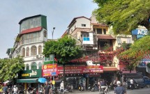Chỉ 14,1 tỷ nhà 30m, 2,5 tầng, mặt phố Hàng Giấy - Hoàn Kiếm - Hà Nội